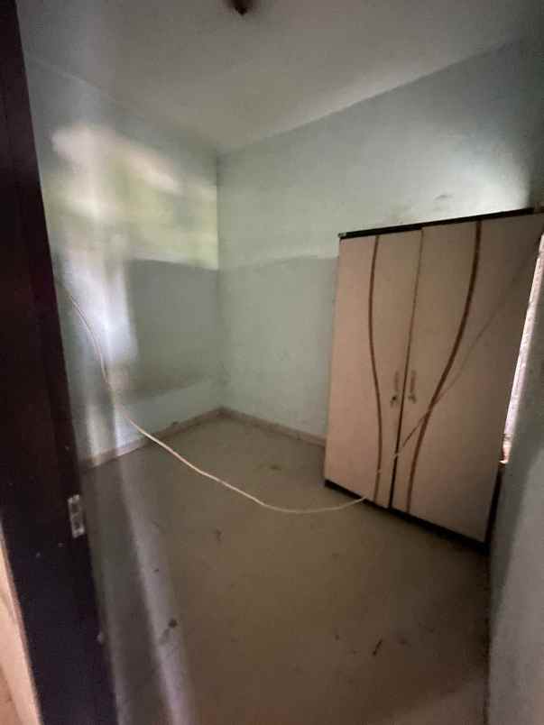 dijual rumah komplek propelat