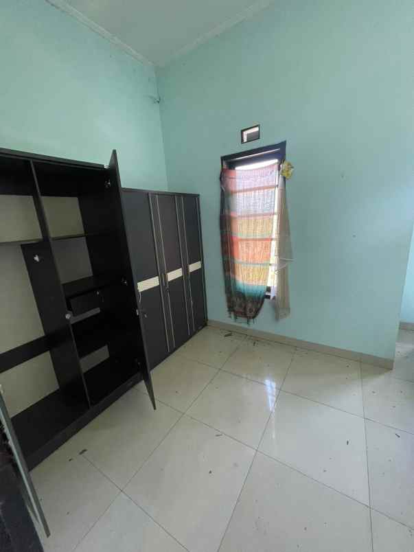 dijual rumah komplek propelat