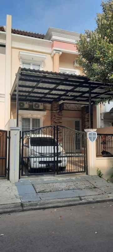 dijual rumah komplek royal residen pulo