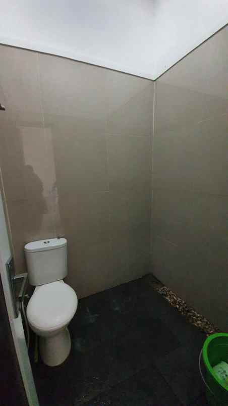 dijual rumah komplek selaras alexsa jl