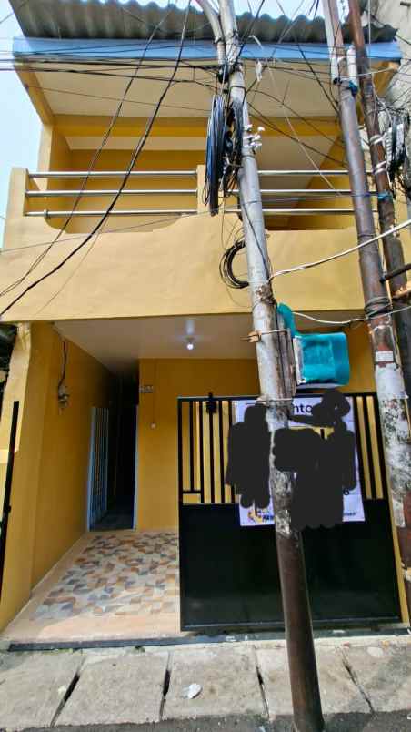 dijual rumah kos 11 kamar tidur sebrang roxy square