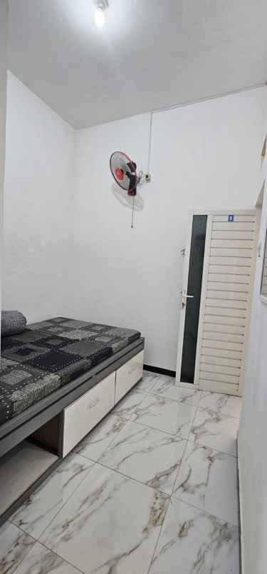 dijual rumah kost lokasi dekat kampus umm