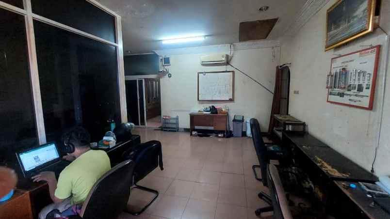 dijual rumah kota bambu utara
