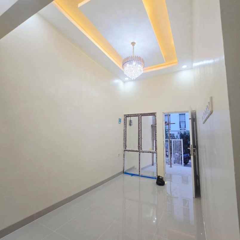 dijual rumah kota harapan indah bekasi