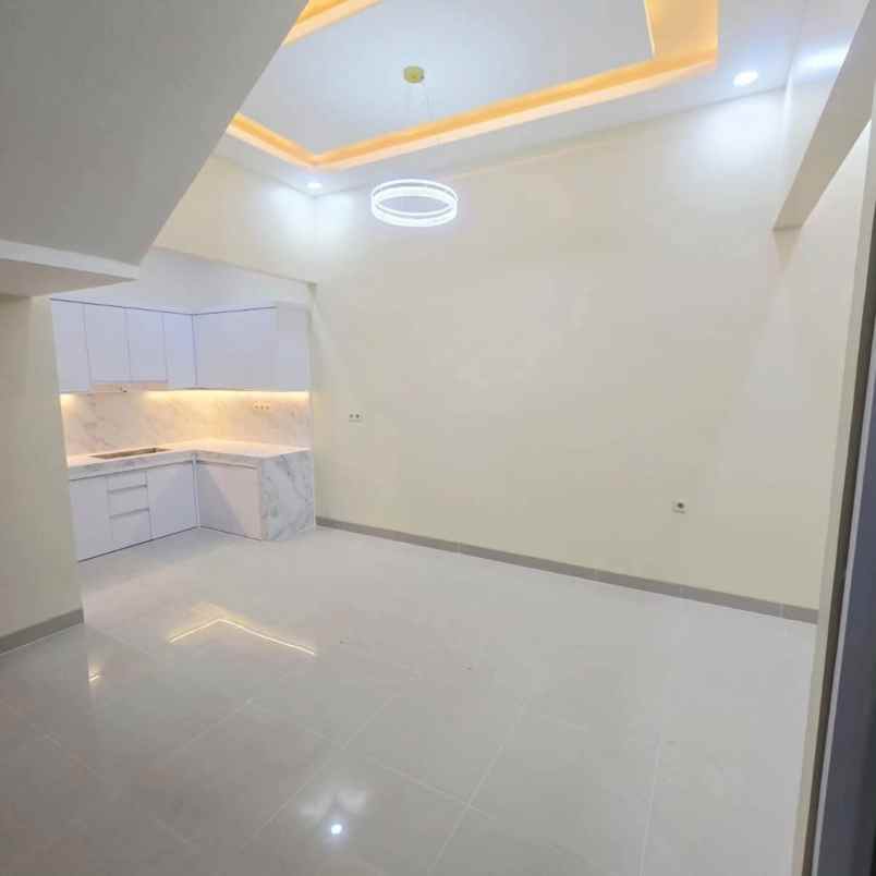 dijual rumah kota harapan indah bekasi