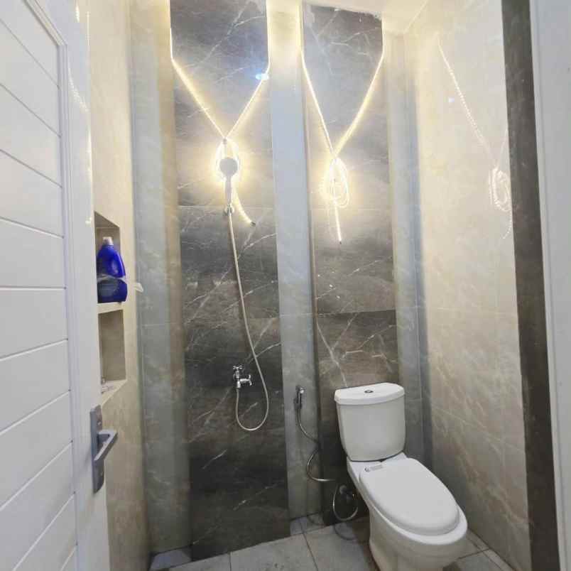 dijual rumah kota harapan indah bekasi