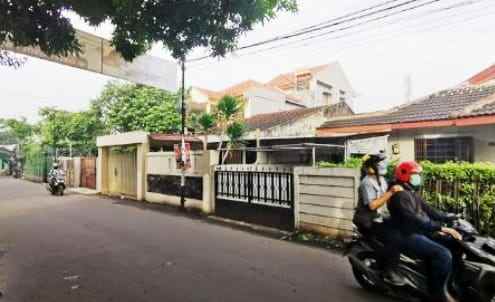 dijual rumah kreo