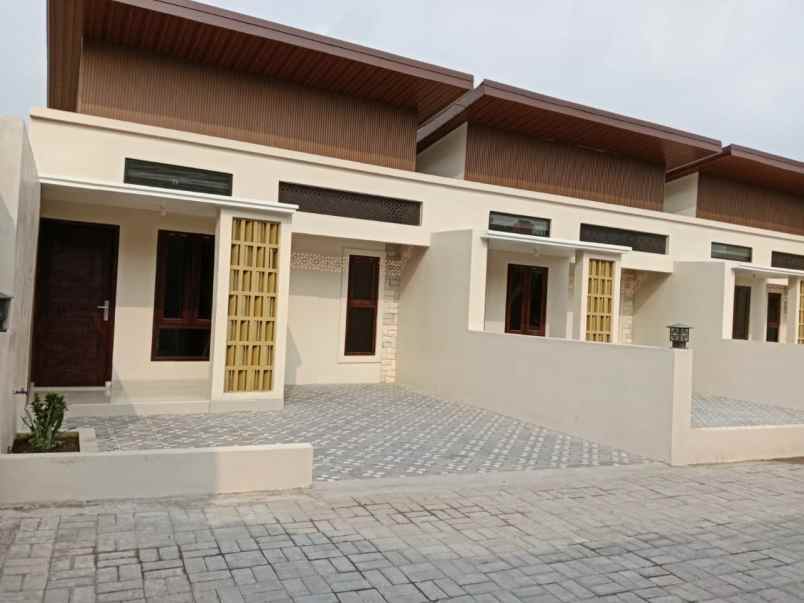 dijual rumah kujonsari purwomartani
