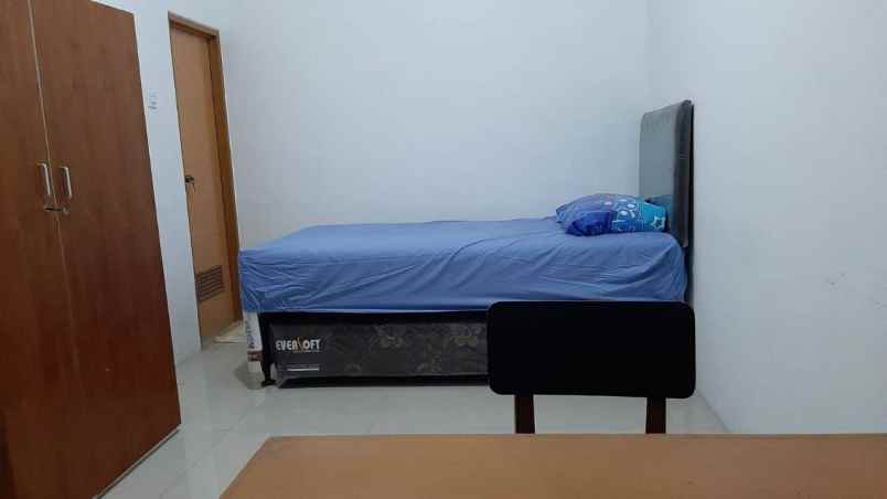 dijual rumah kukusan