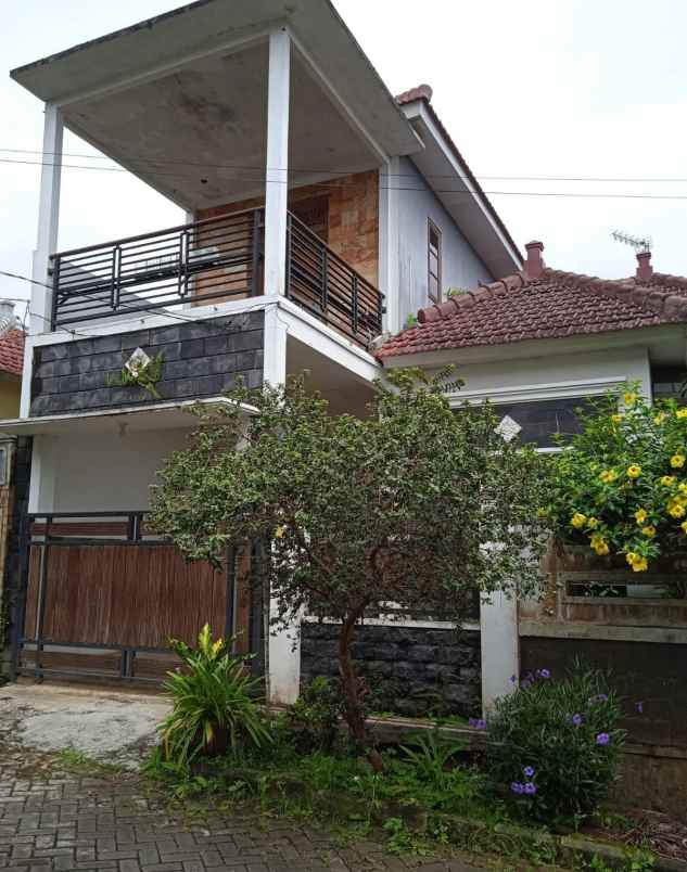 dijual rumah landungsari