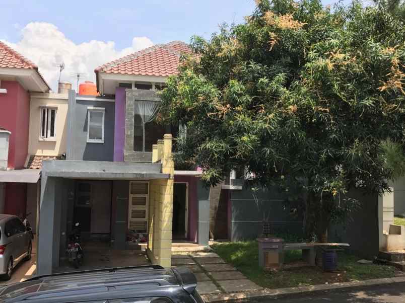 dijual rumah legenda wisata cibubur