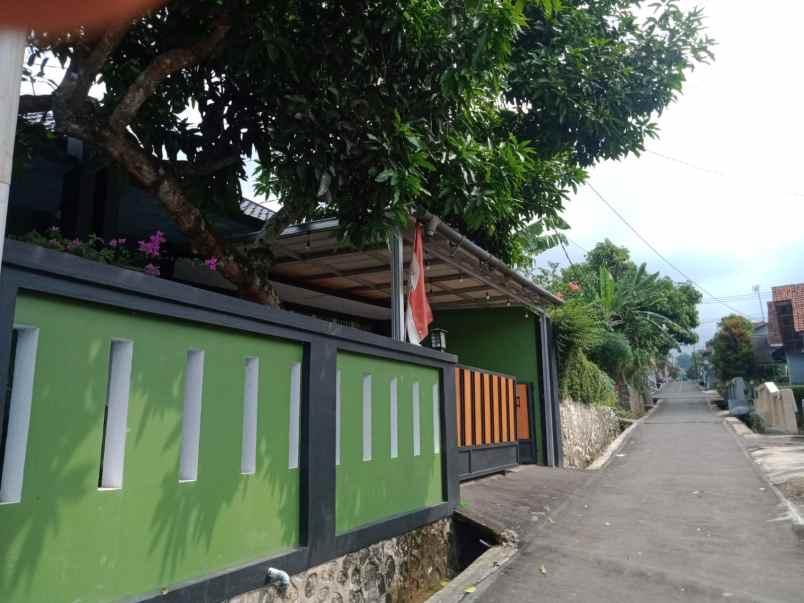 dijual rumah linggarjati