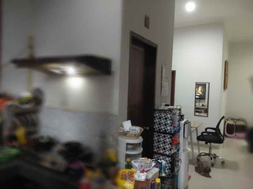 dijual rumah logam