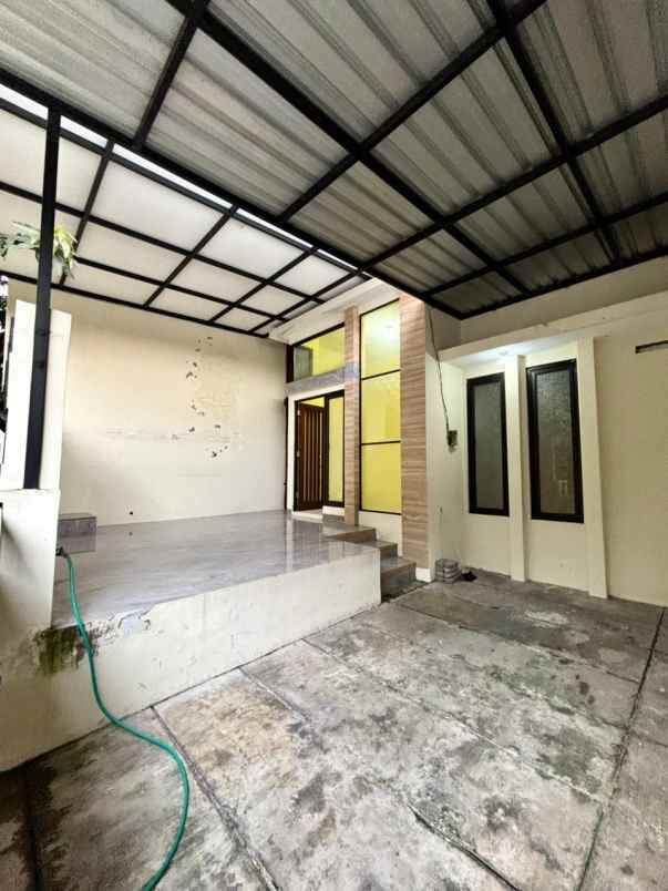 dijual rumah lokasi perumahan wagir malang