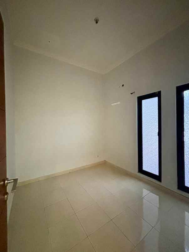 dijual rumah lokasi perumahan wagir malang