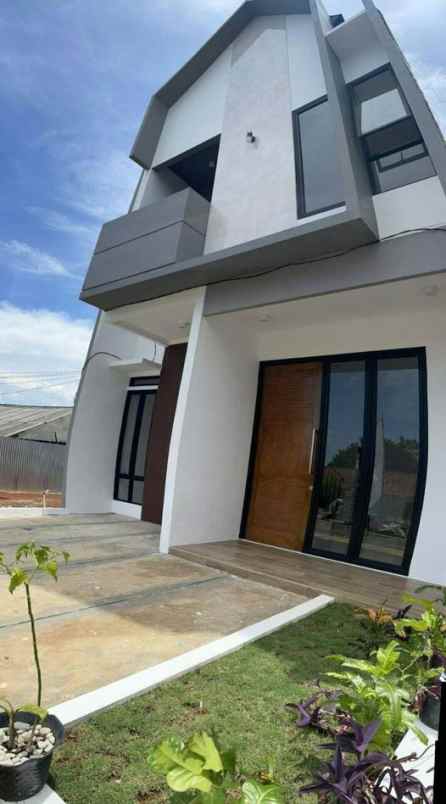 dijual rumah lubang buaya