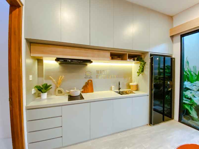 dijual rumah maguwoharjo depok sleman