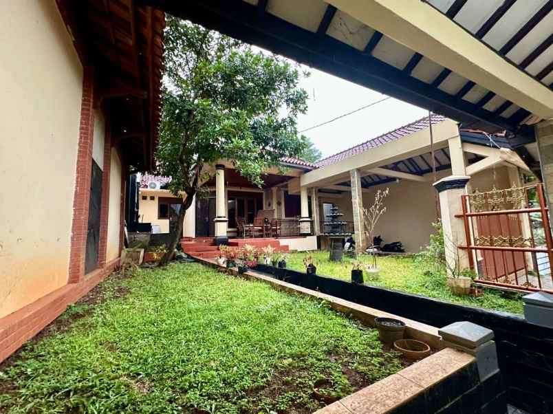 dijual rumah mampang