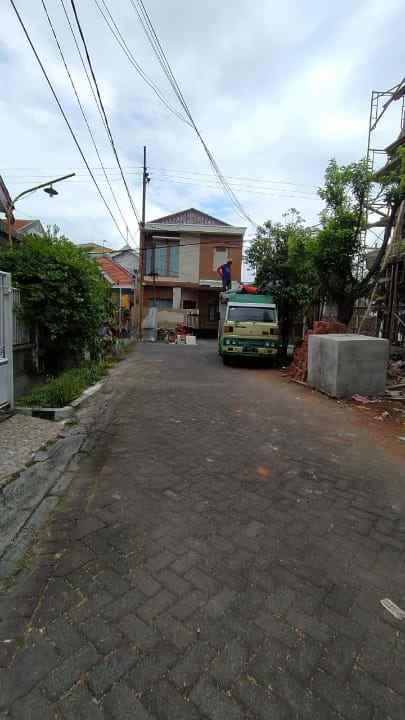 dijual rumah manyar tirtoasri