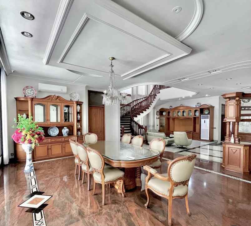 dijual rumah margorejo indah