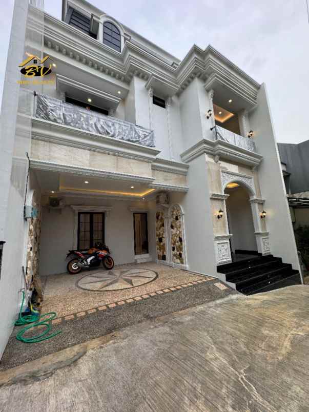 dijual rumah mbv250