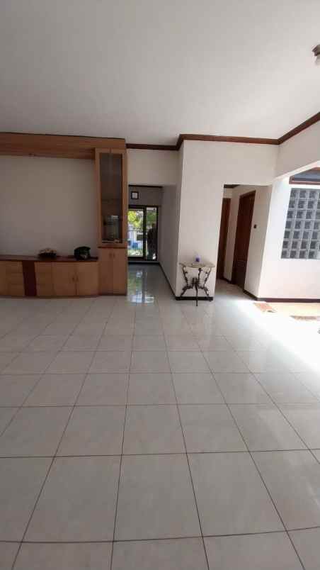 dijual rumah medokan asri timur dekat kampus upn merr