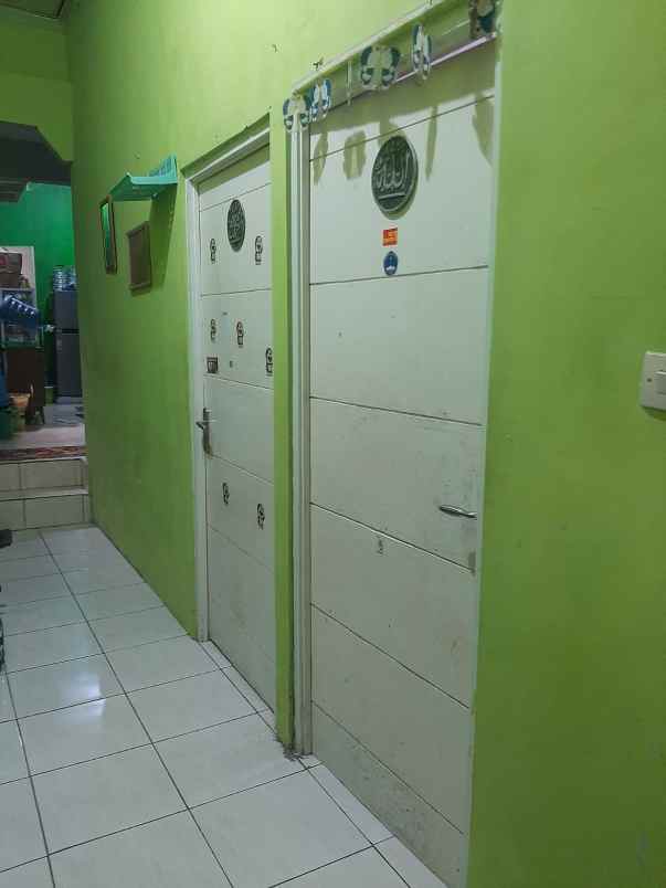 dijual rumah medokan ayu utara