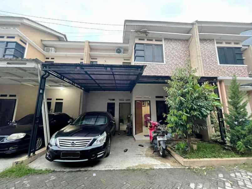 dijual rumah mekarsari