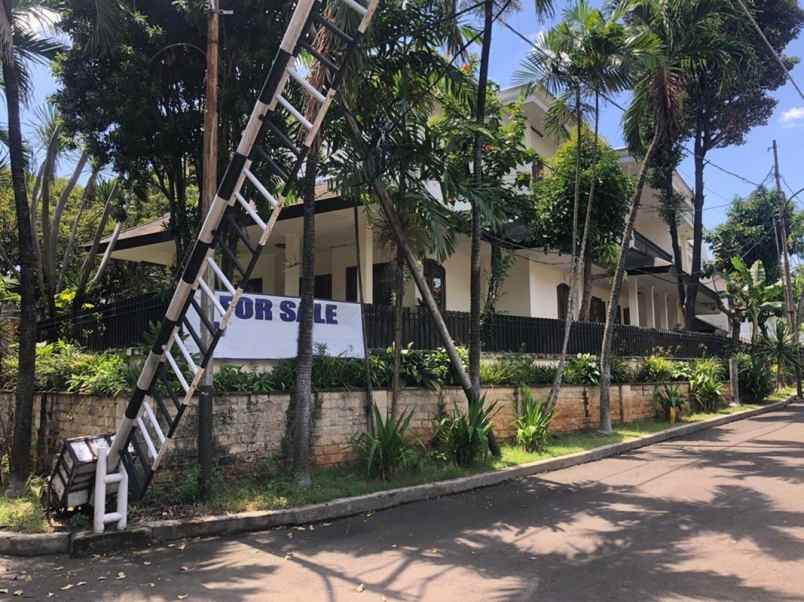 dijual rumah menteri rasuna said