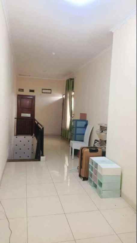 dijual rumah meriah cisaranten wetan