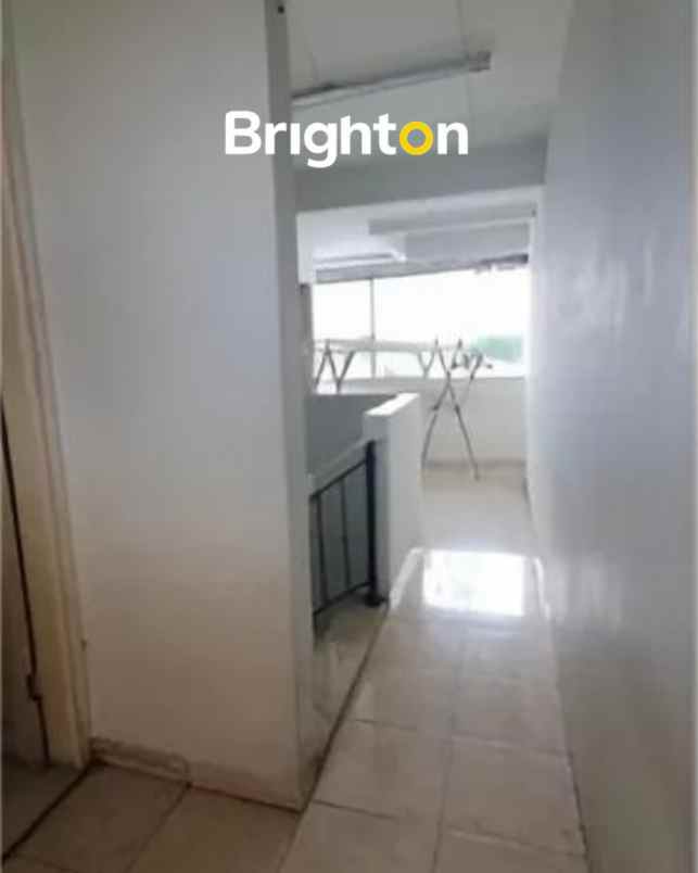 dijual rumah meruya selatan