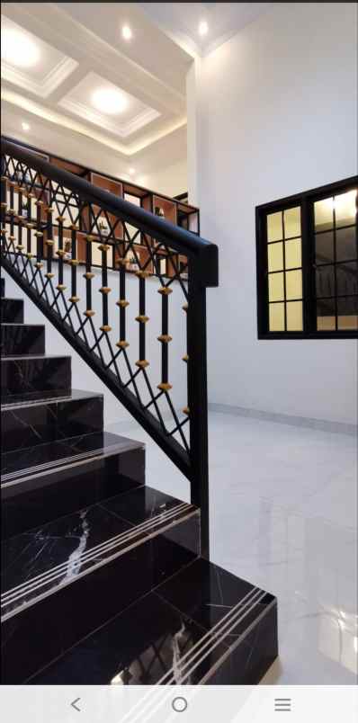 dijual rumah meruyung limo depok