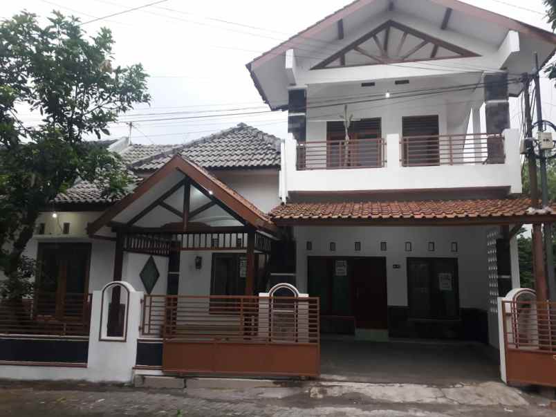 dijual rumah minomartani ngaglik sleman