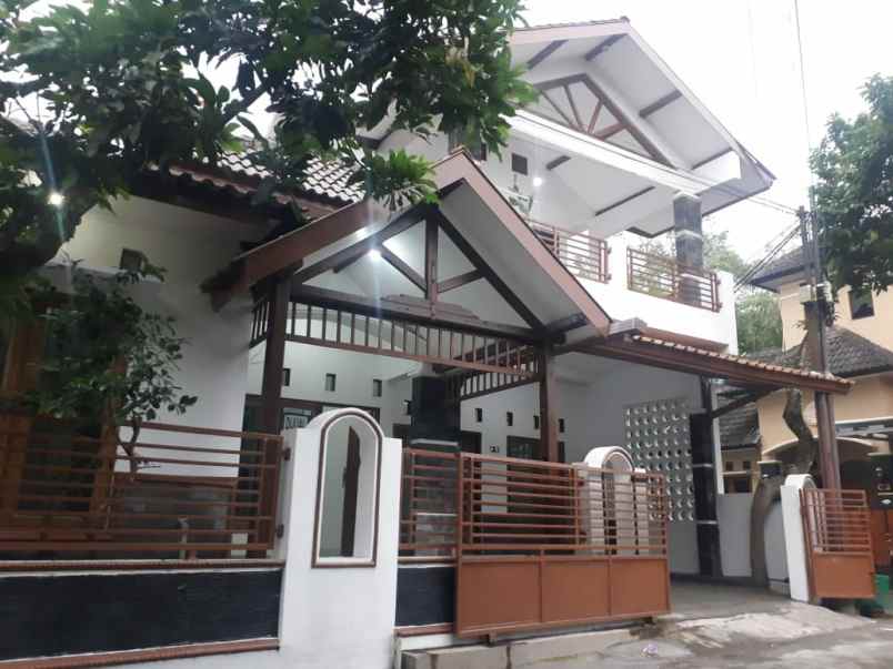 dijual rumah minomartani ngaglik sleman