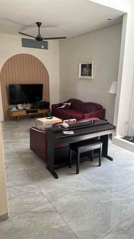 dijual rumah mojoarum