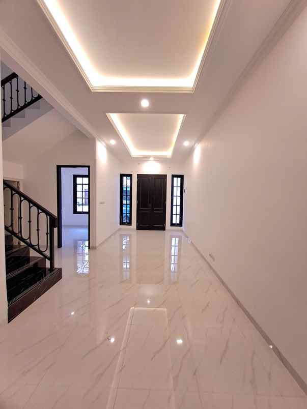 dijual rumah murah siap huni di jagakarsa