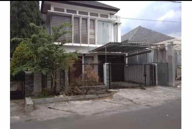 dijual rumah ngaglik