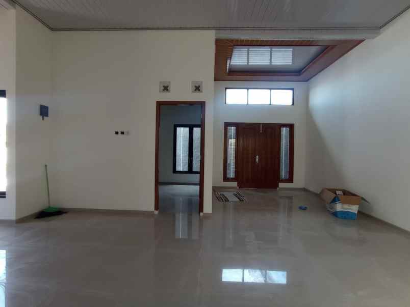 dijual rumah ngaglik sleman