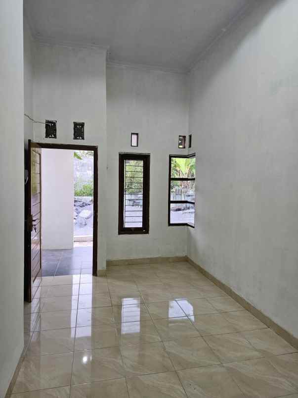 dijual rumah ngemplak donoharjo kec