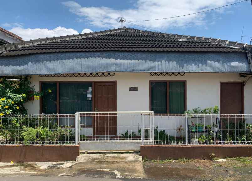 dijual rumah non perum tengah kota purwokerto