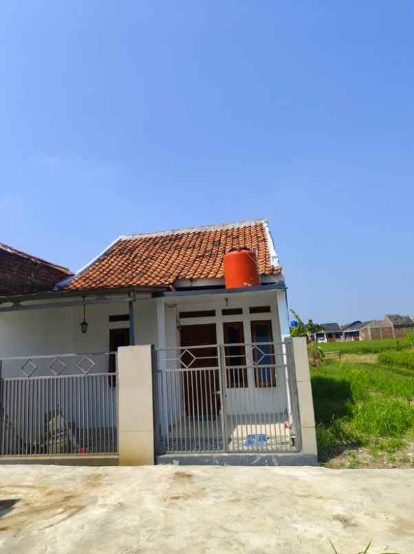 dijual rumah nusa indah permai