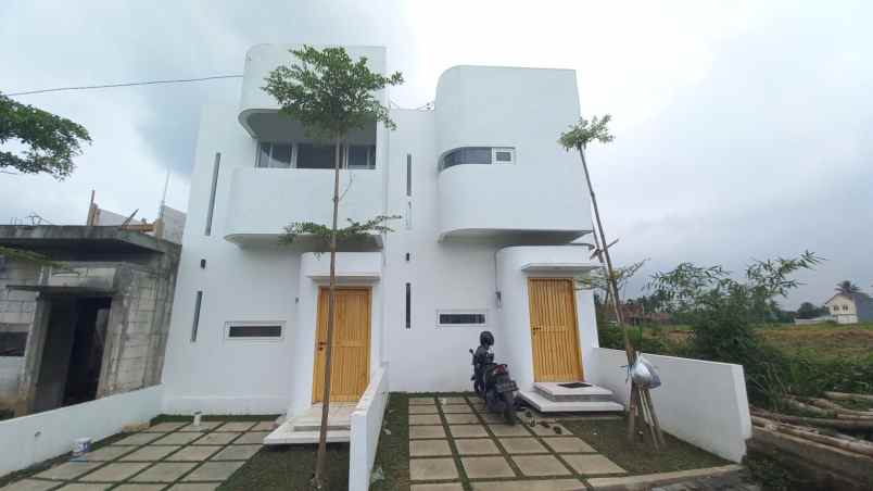 dijual rumah pakis malang