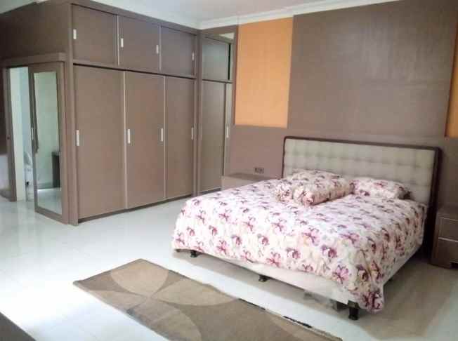 dijual rumah pakuwon city long beach