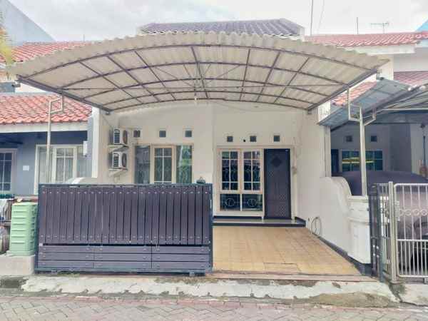 dijual rumah pakuwon city taman mutiara