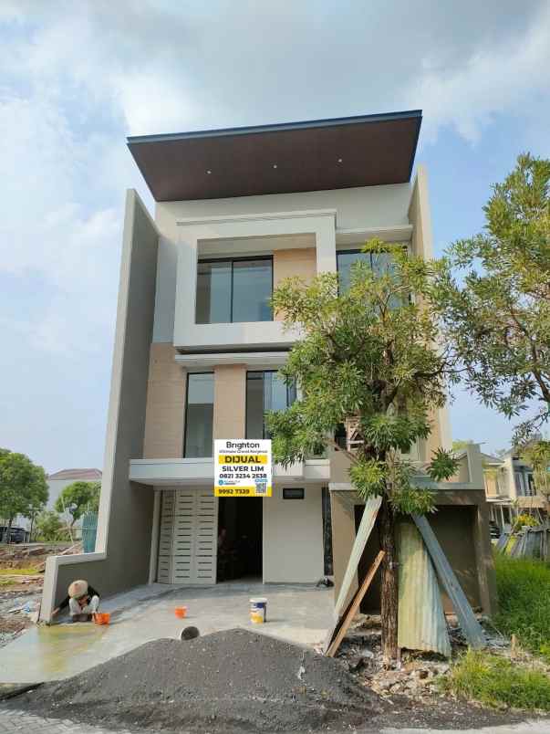 dijual rumah pakuwon indah the mansion