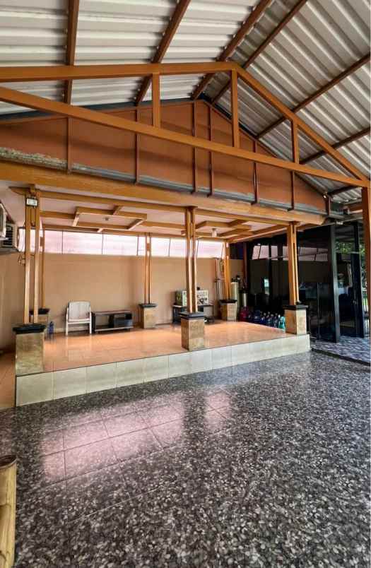 dijual rumah palem semi karawaci
