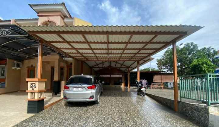 dijual rumah palem semi karawaci