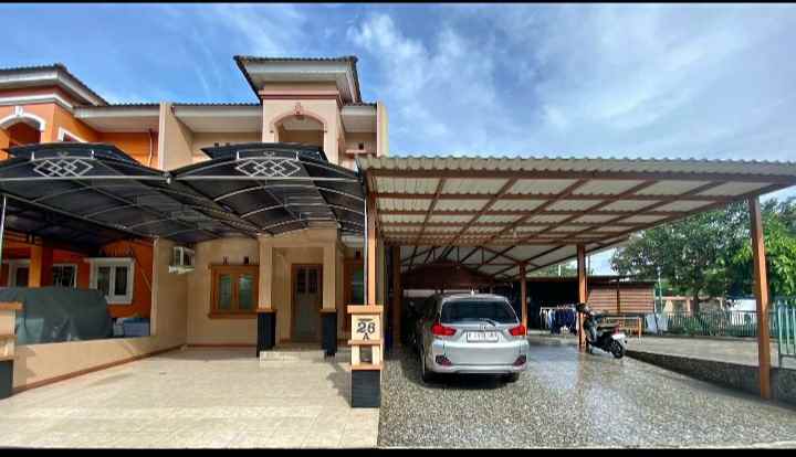 dijual rumah palem semi karawaci