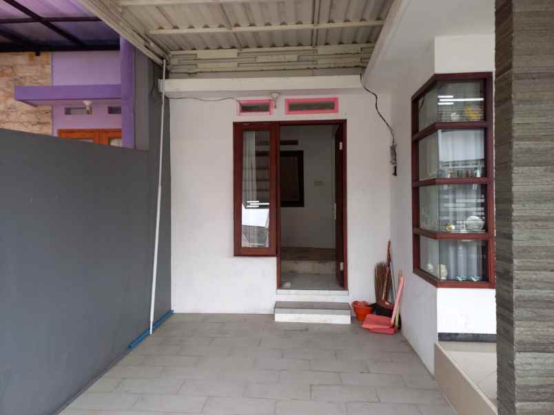 dijual rumah pandanwangi