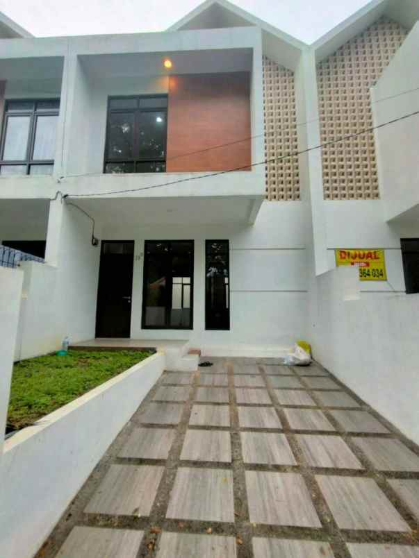 dijual rumah parigi lakeside